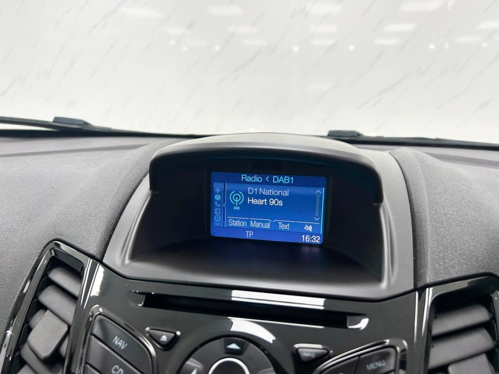 Used Ford Fiesta 2017 for sale - 77806357: Photo 14