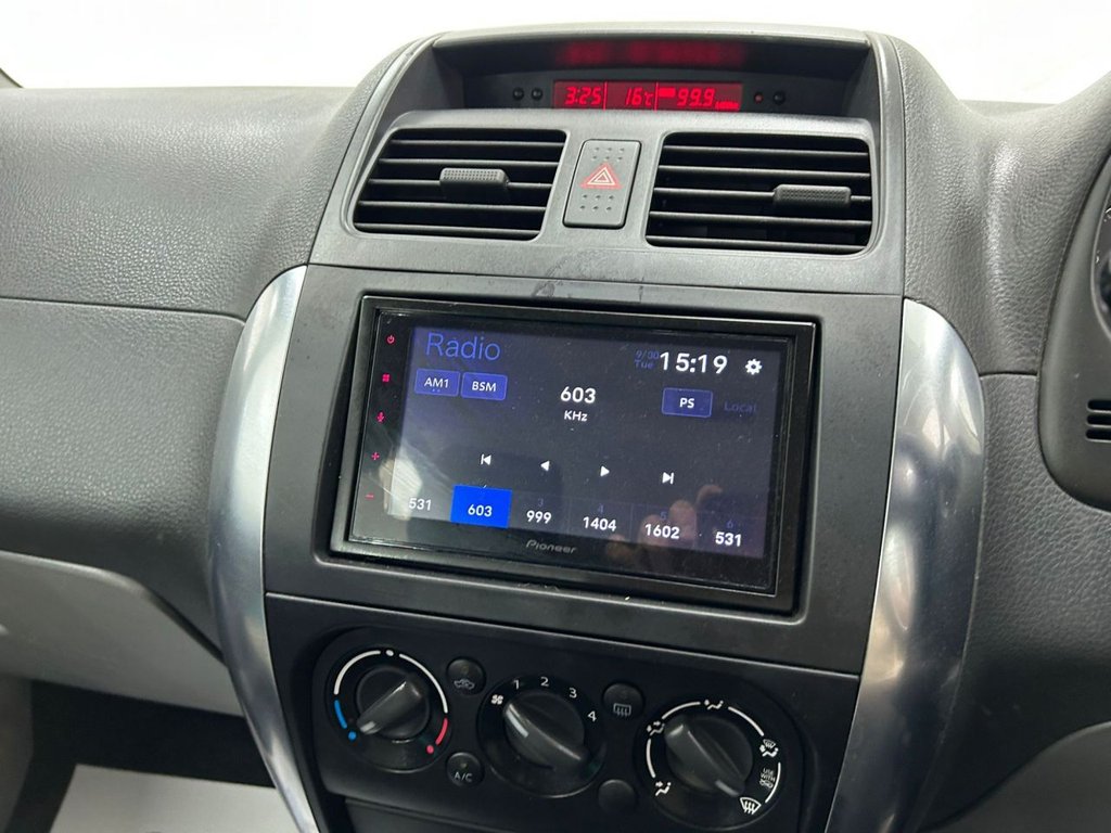 Used Suzuki SX4 2010 for sale - 76105334: Photo 13