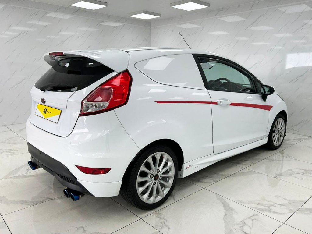 Used Ford Fiesta 2015 for sale - 76527252: Photo 10