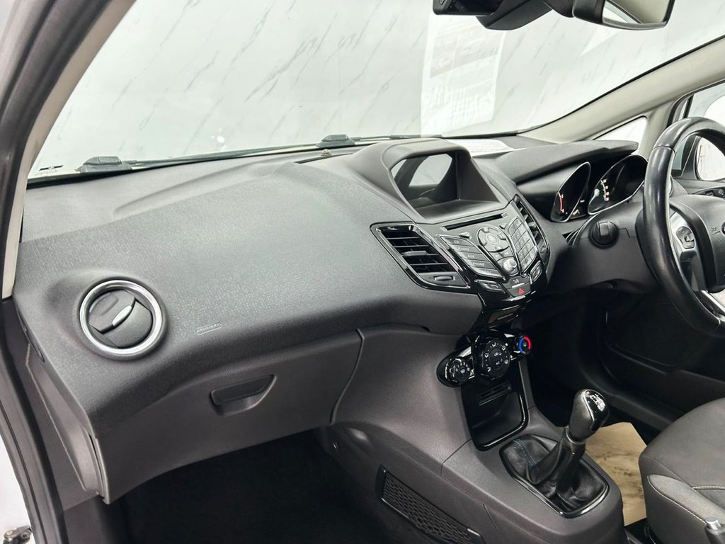 Used Ford Fiesta 2015 for sale - 76527252: Photo 12