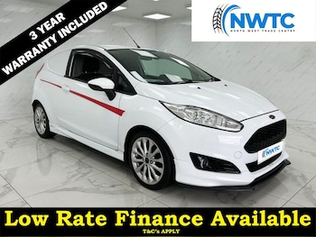Used Ford Fiesta 2015 for sale - 76527252: Photo