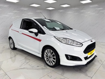 Used Ford Fiesta 2015 for sale - 76527252: Photo
