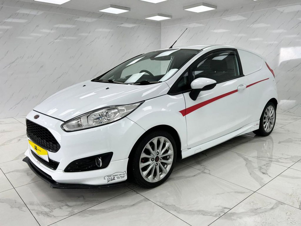 Used Ford Fiesta 2015 for sale - 76527252: Photo 5