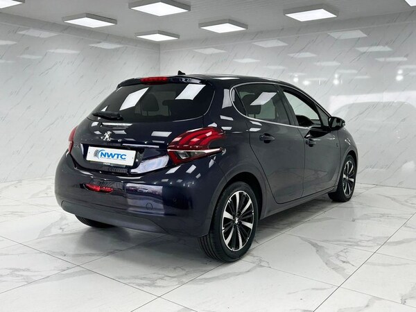 Used Peugeot 208 2019 for sale - 75666146: Photo 9