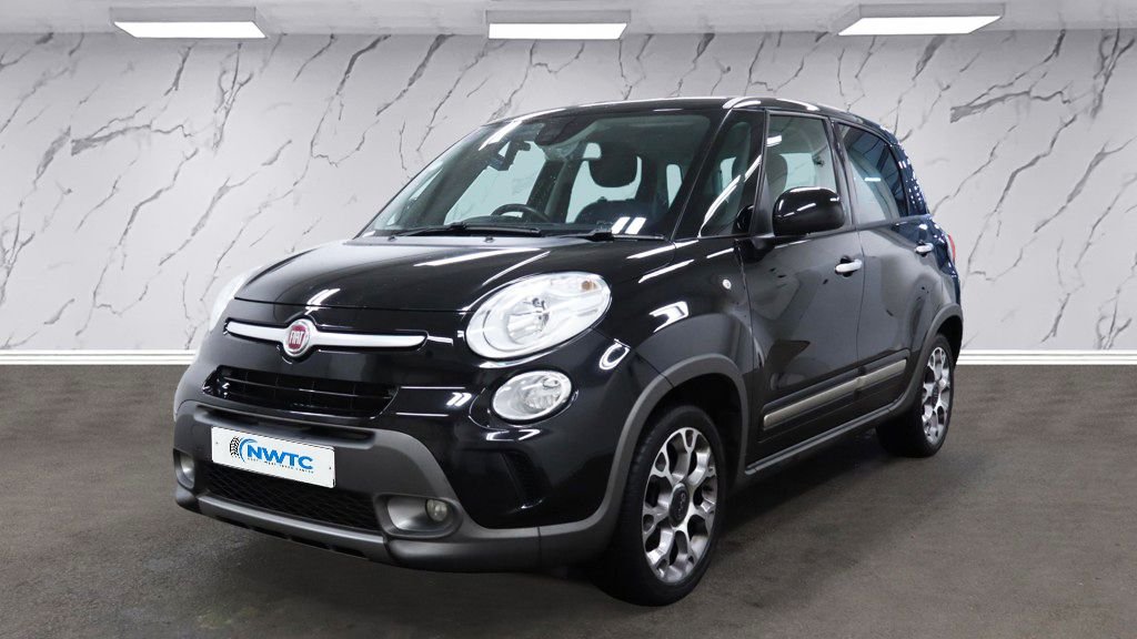 Used Fiat 500L 2017 for sale - 76867922: Photo 3