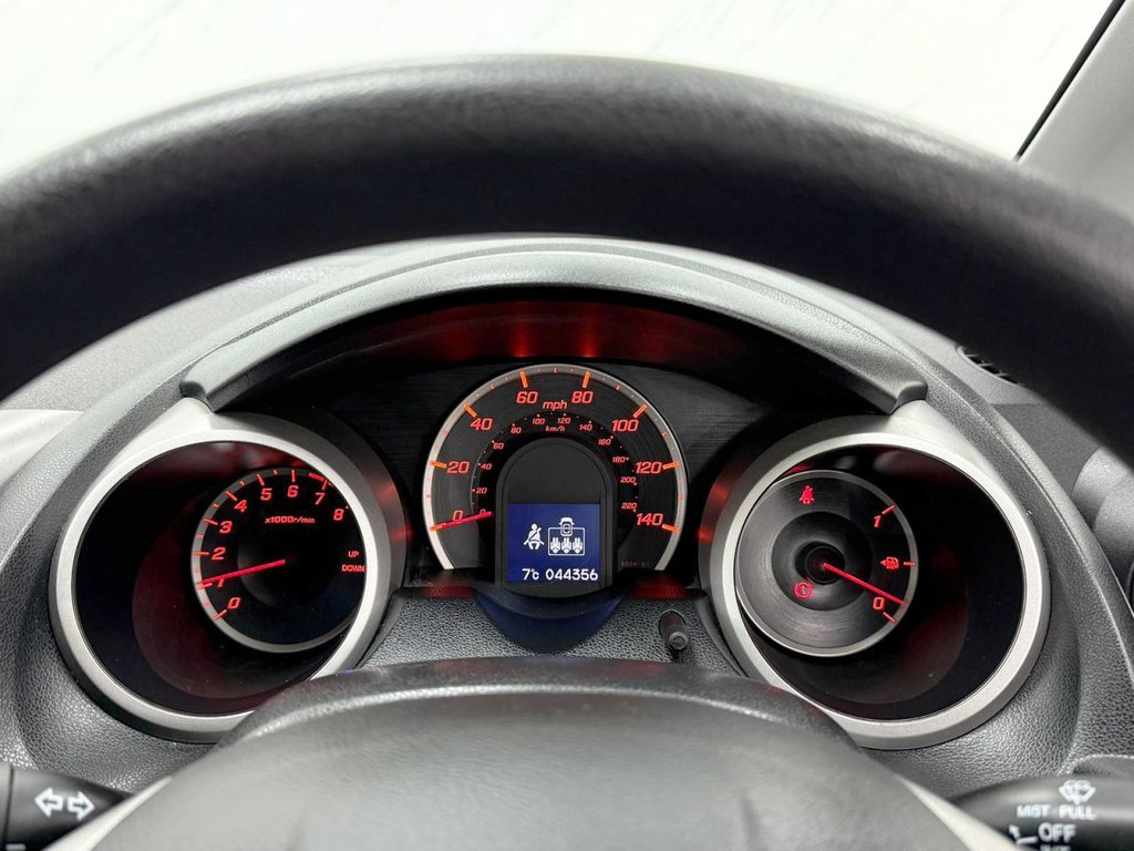 Used Honda Jazz 2009 for sale - 76395914: Photo 16