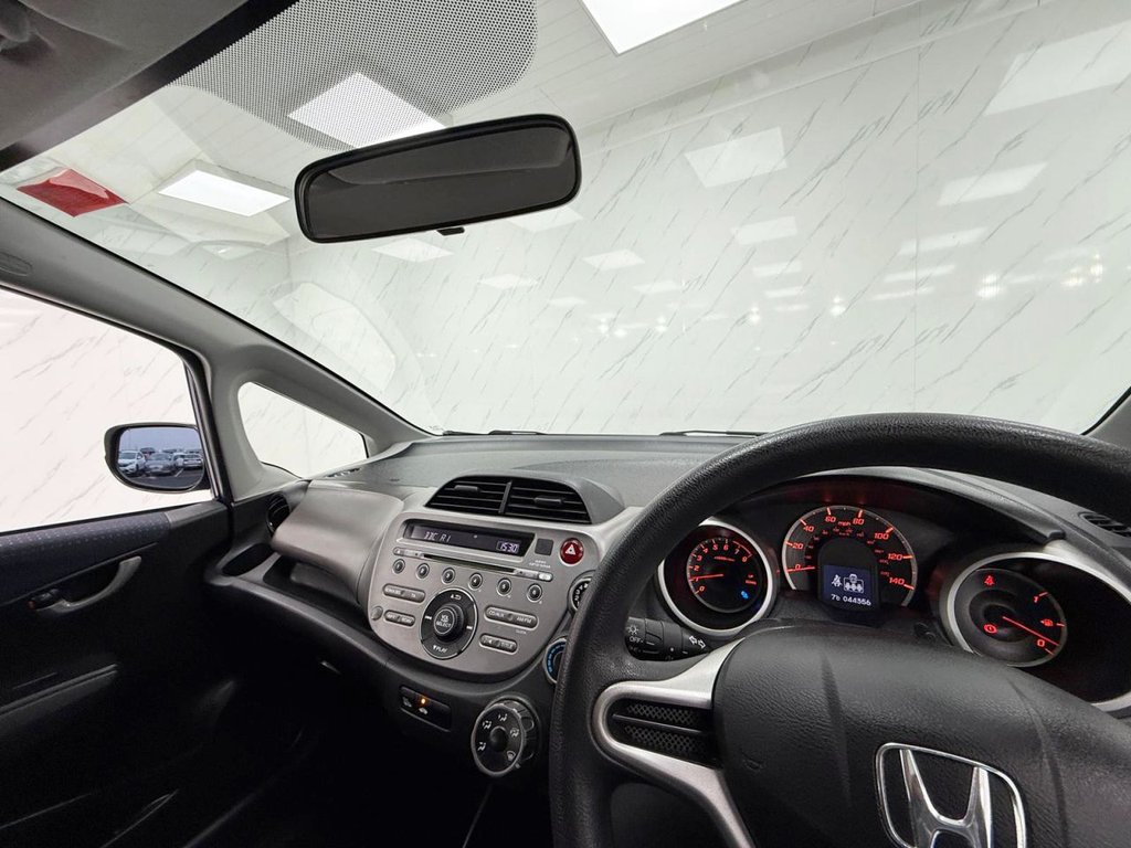 Used Honda Jazz 2009 for sale - 76395914: Photo 17