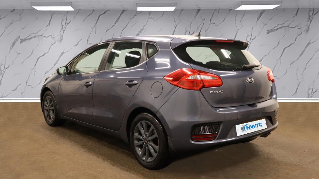 Used Kia Ceed 2016 for sale - 76430271: Photo 4