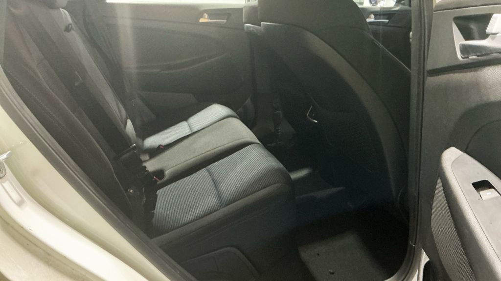 Used Hyundai TUCSON 2017 for sale - 76724960: Photo 11