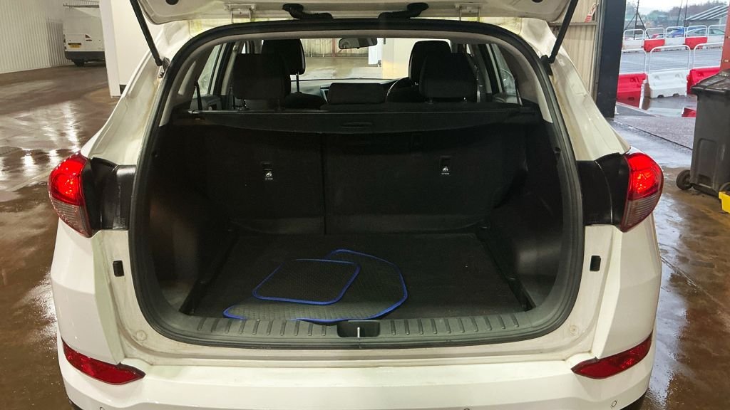 Used Hyundai TUCSON 2017 for sale - 76724960: Photo 12