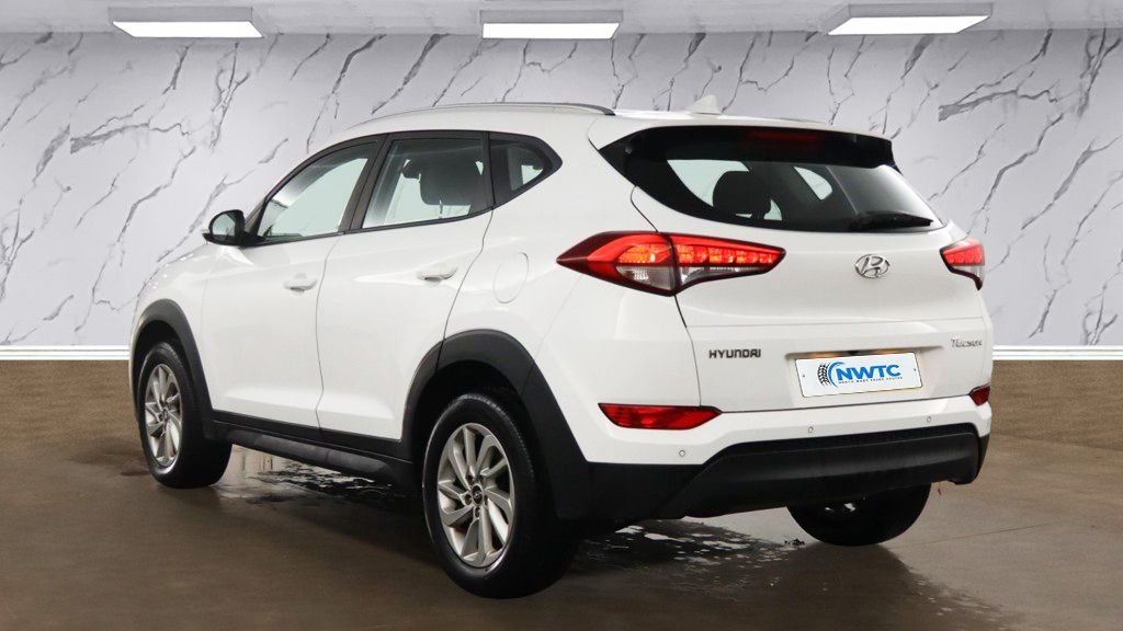 Used Hyundai TUCSON 2017 for sale - 76724960: Photo 4