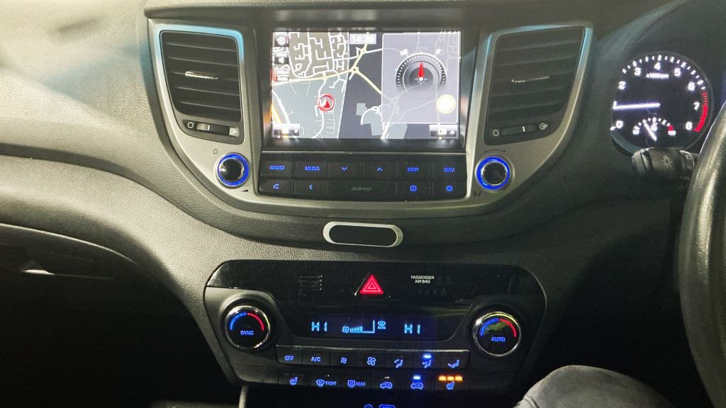 Used Hyundai TUCSON 2017 for sale - 76724960: Photo 8