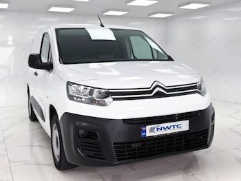 Used Citroen Berlingo 2023 for sale - 79530544: Photo
