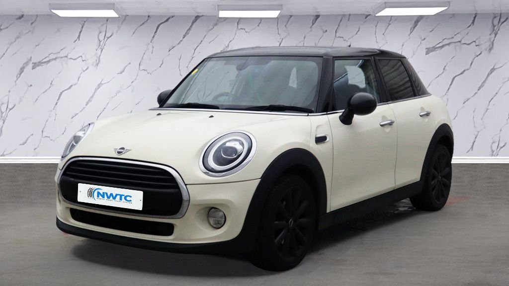 Used MINI Hatch 2018 for sale - 77140216: Photo 3
