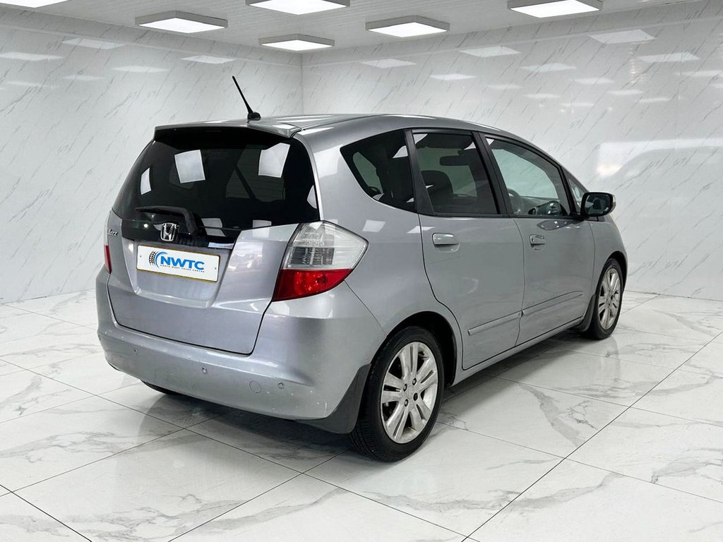 Used Honda Jazz 2010 for sale - 77791991: Photo 10