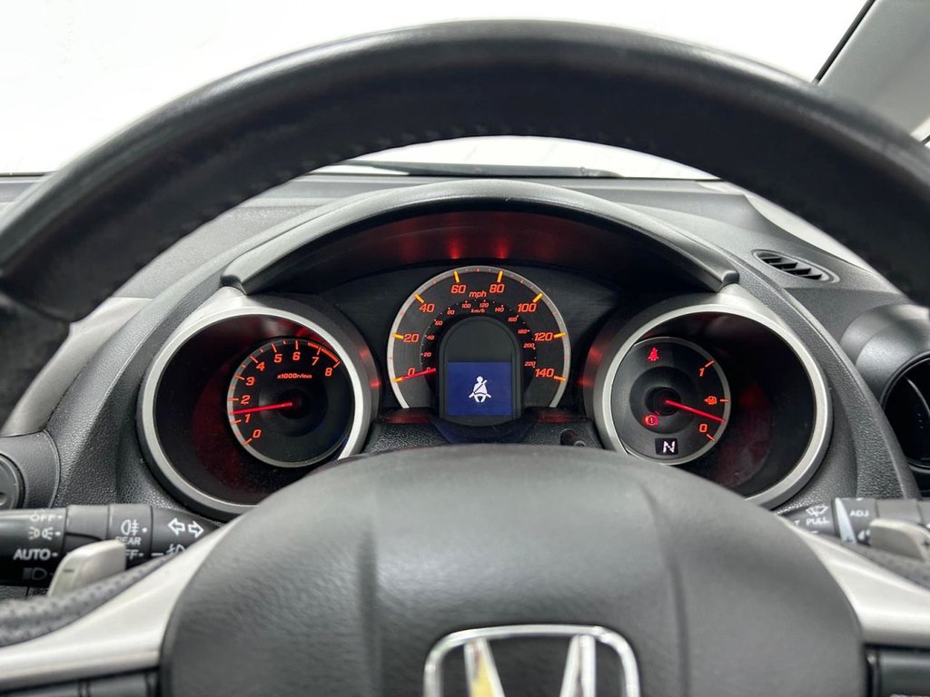 Used Honda Jazz 2010 for sale - 77791991: Photo 16