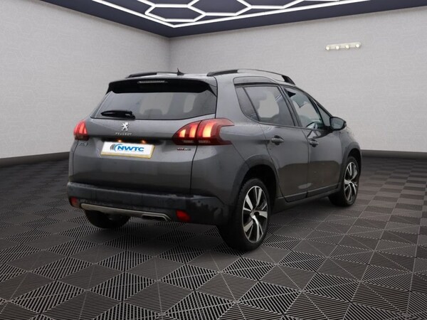 Used Peugeot 2008 2016 for sale - 76223517: Photo 5