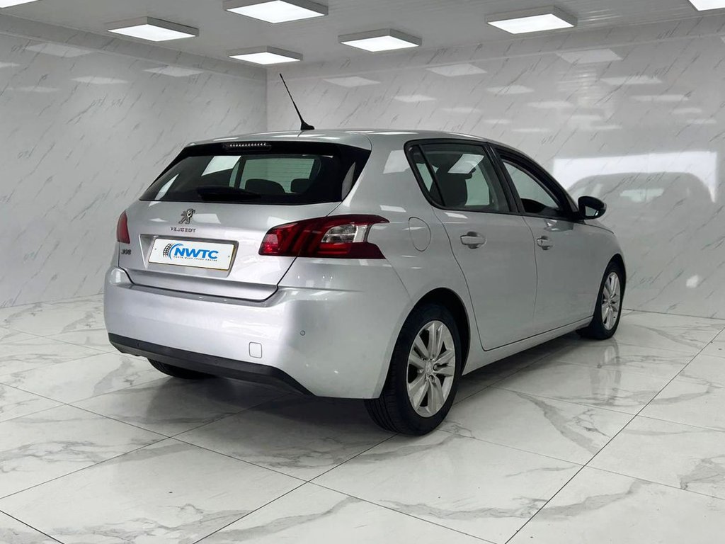 Used Peugeot 308 2015 for sale - 76068557: Photo 10