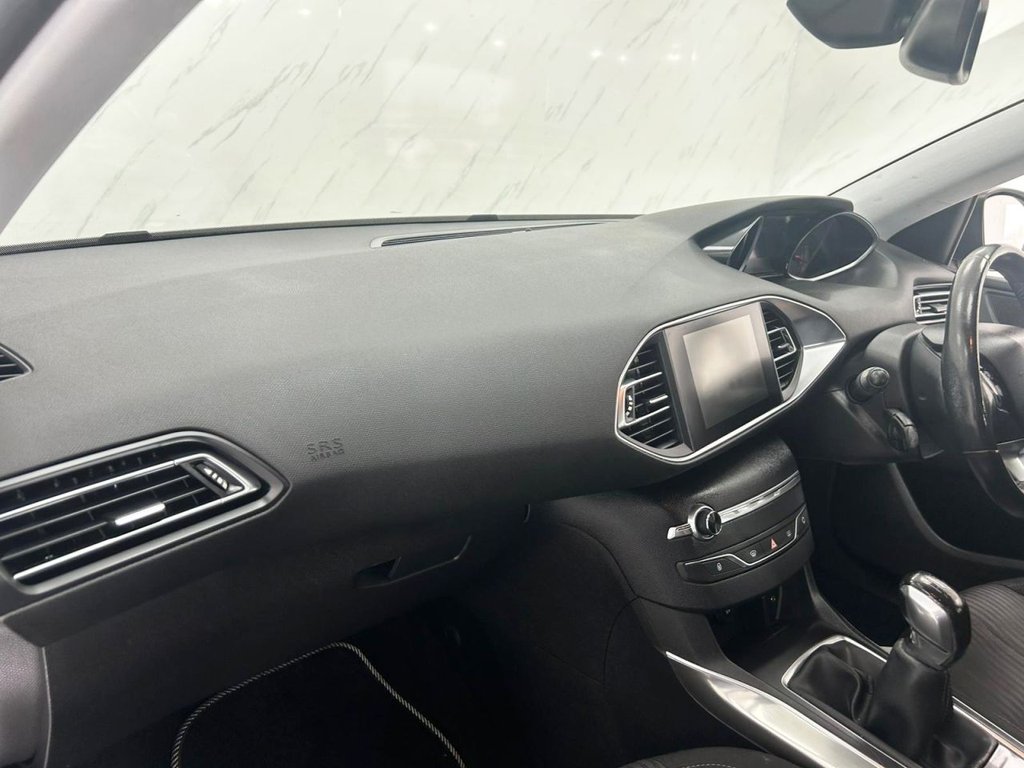 Used Peugeot 308 2015 for sale - 76068557: Photo 12
