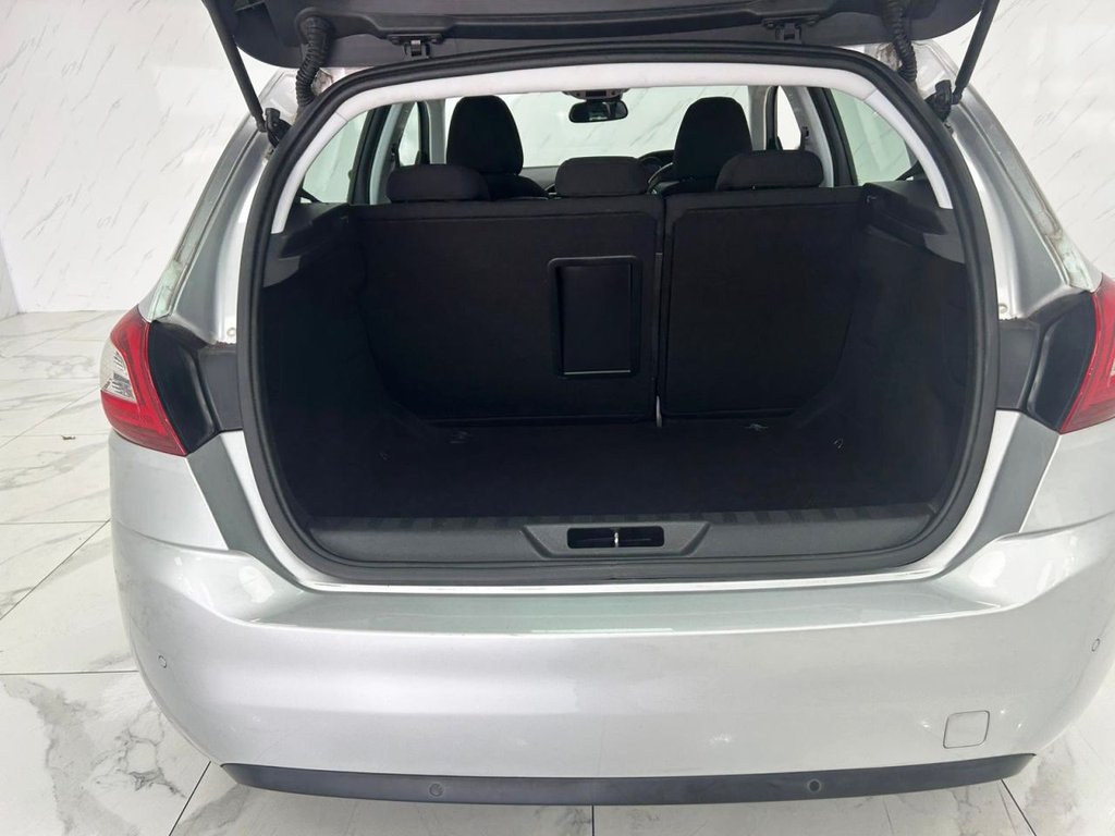 Used Peugeot 308 2015 for sale - 76068557: Photo 18