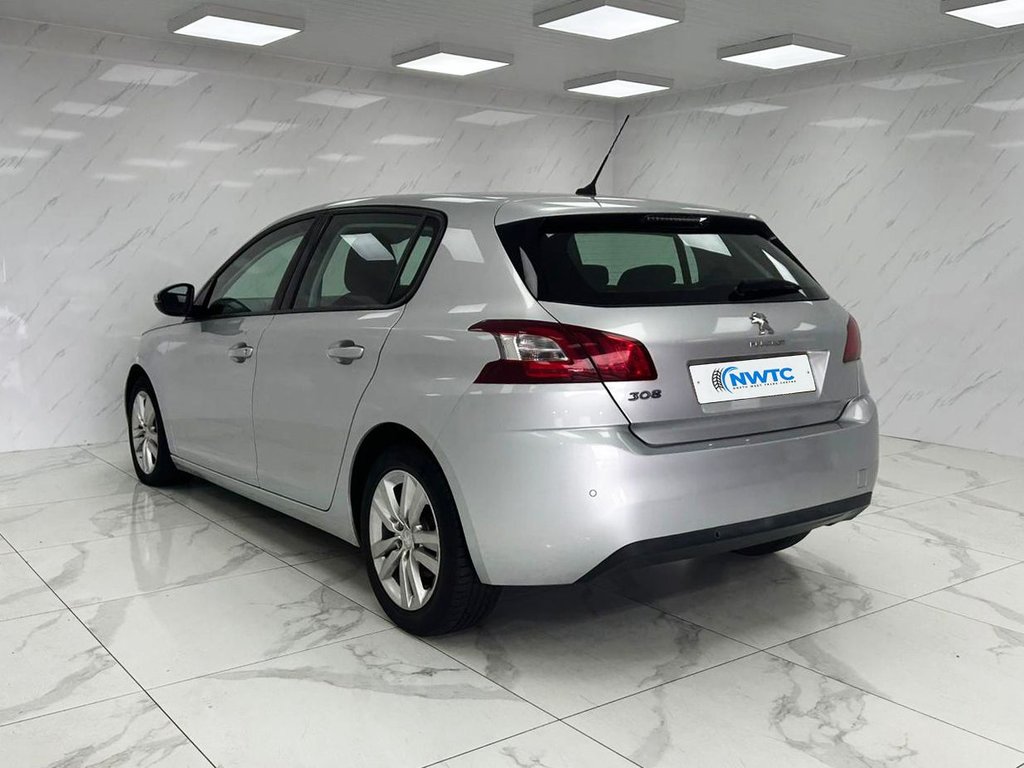 Used Peugeot 308 2015 for sale - 76068557: Photo 6
