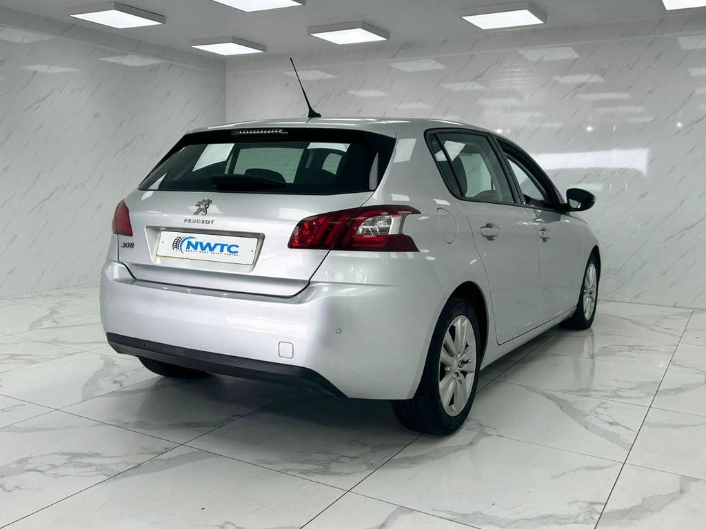 Used Peugeot 308 2015 for sale - 76068557: Photo 9