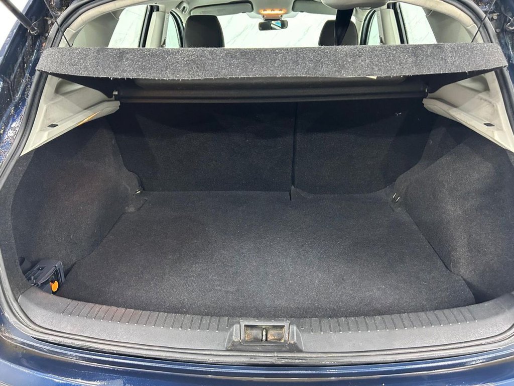 Used Nissan Qashqai 2011 for sale - 76751370: Photo 17