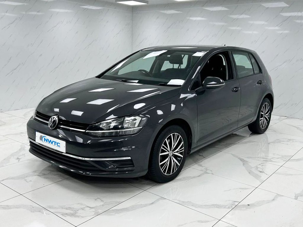 Used Volkswagen Golf 2017 for sale - 77020376: Photo 5