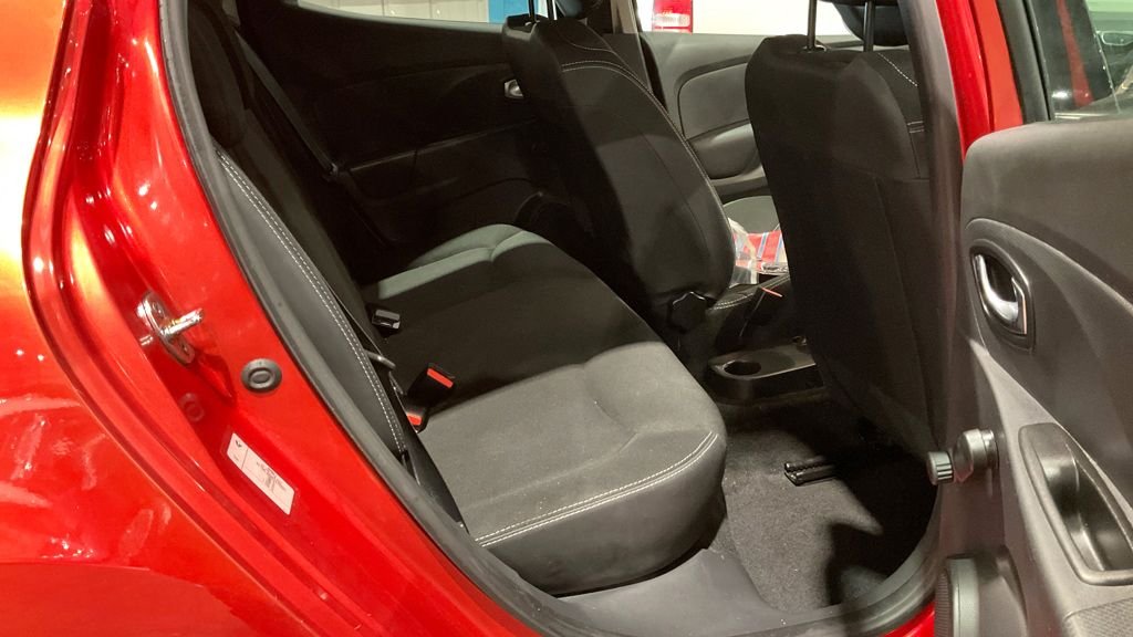 Used Renault Clio 2015 for sale - 77498893: Photo 14