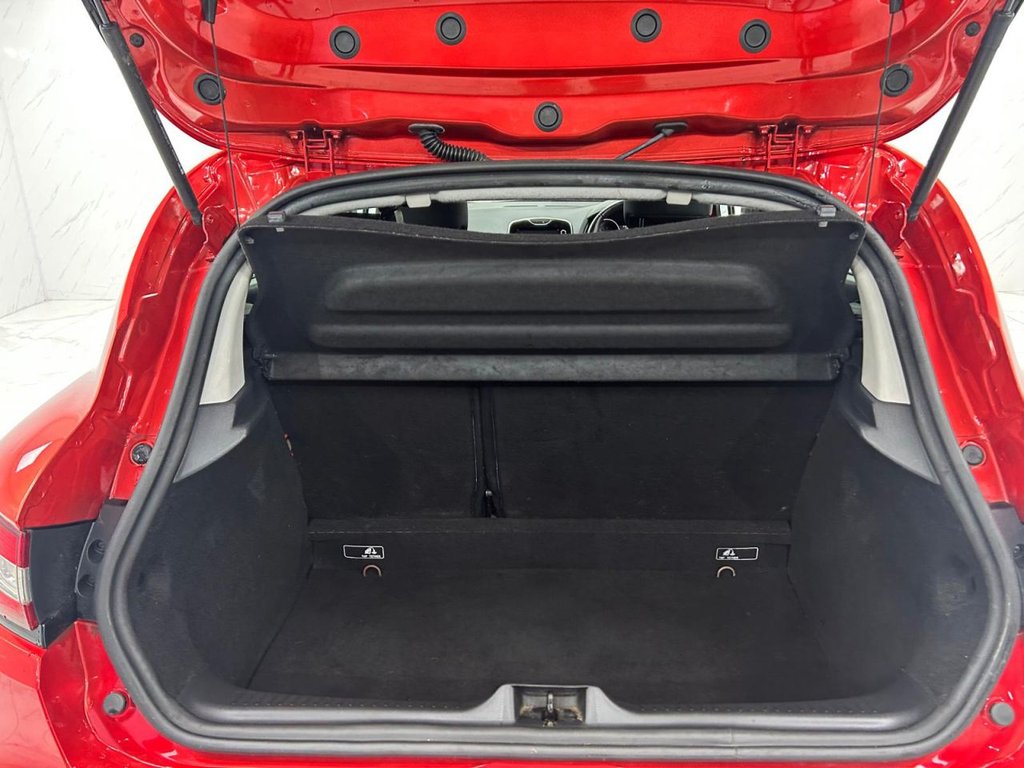 Used Renault Clio 2015 for sale - 77498893: Photo 21