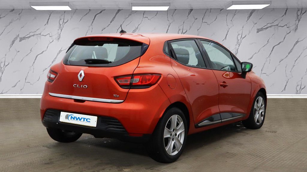 Used Renault Clio 2015 for sale - 77498893: Photo 7