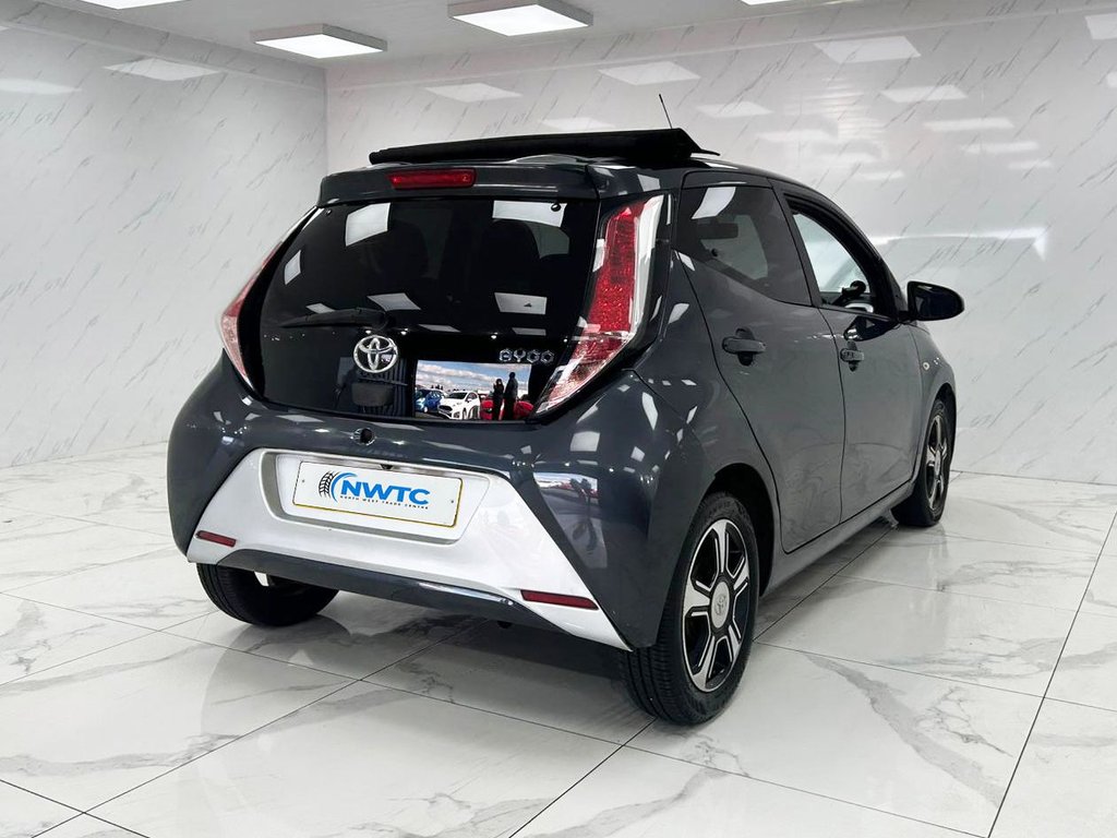 Used Toyota AYGO 2016 for sale - 76481536: Photo 9