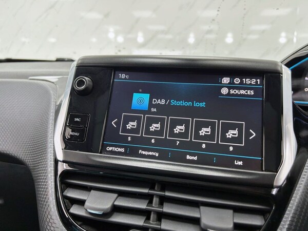 Used Peugeot 2008 2018 for sale - 75110979: Photo 14