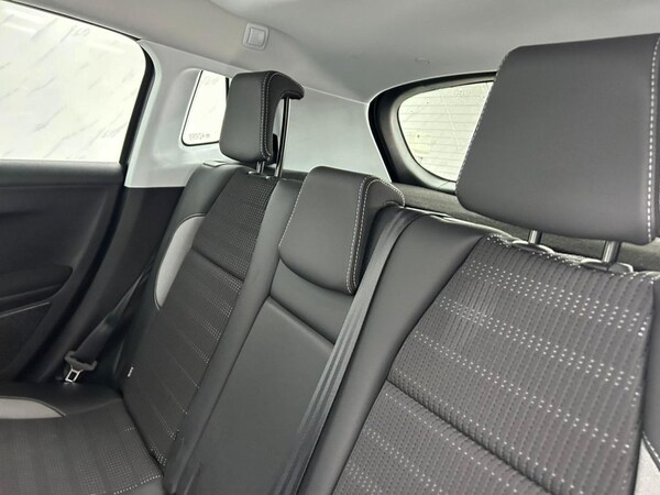 Used Peugeot 2008 2018 for sale - 75110979: Photo 17