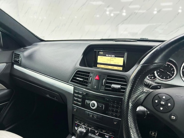 Used Mercedes-Benz E Class 2010 for sale - 76261323: Photo 16