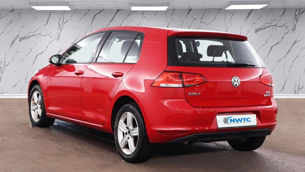 Used Volkswagen Golf 2014 for sale - 77498910: Photo 6