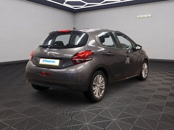 Used Peugeot 208 2018 for sale - 76267053: Photo