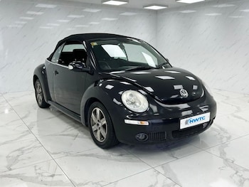 Used Volkswagen Beetle 2010 for sale - 78682761: Photo