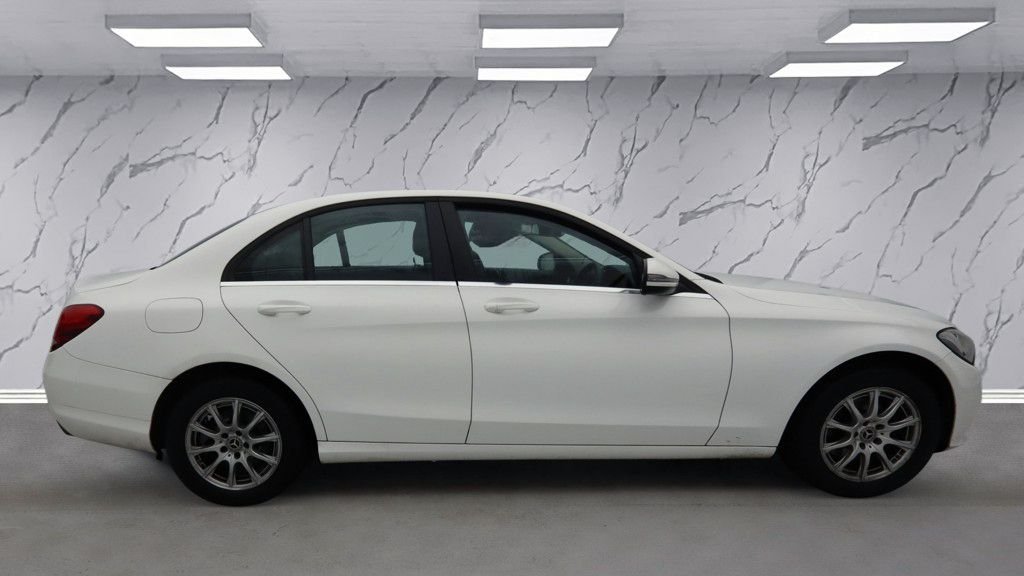 Used Mercedes-Benz C Class 2017 for sale - 77464143: Photo 8