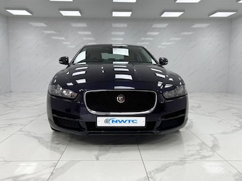 Used Jaguar XE 2016 for sale - 76056799: Photo