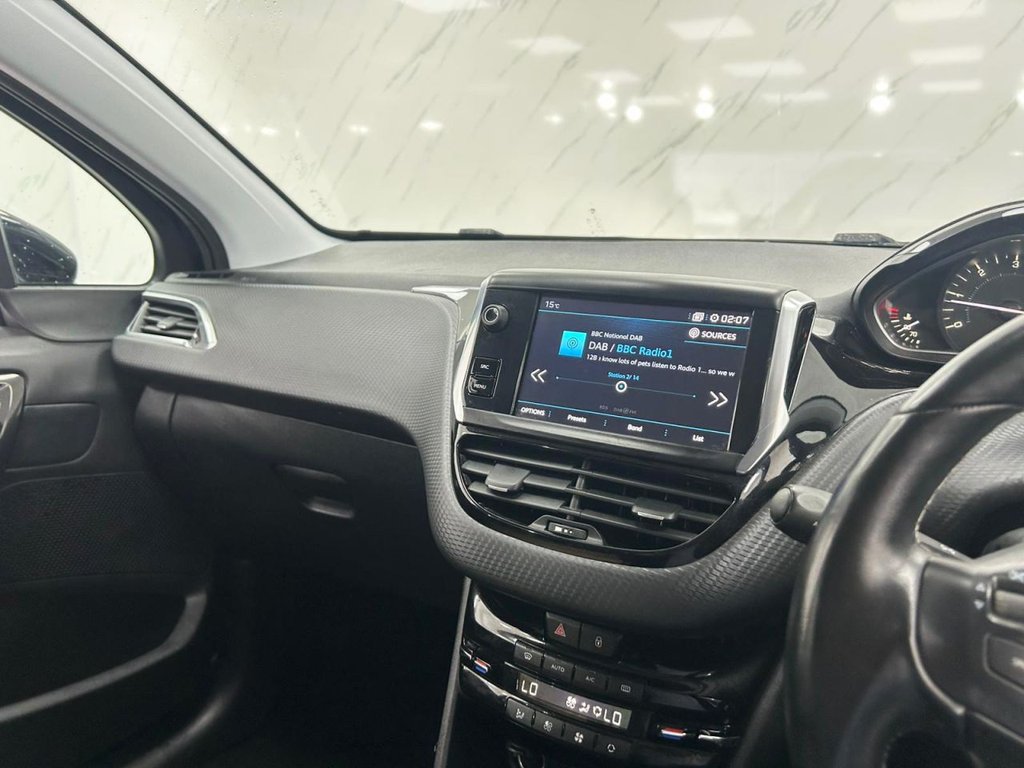 Used Peugeot 208 2019 for sale - 75703351: Photo 14
