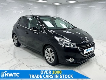 Used Peugeot 208 2015 for sale - 79482289: Photo