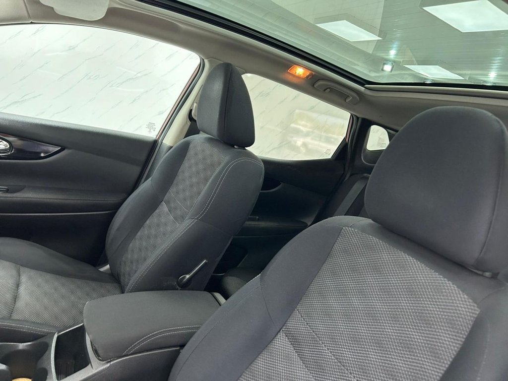 Used Nissan Qashqai 2016 for sale - 76223543: Photo 12