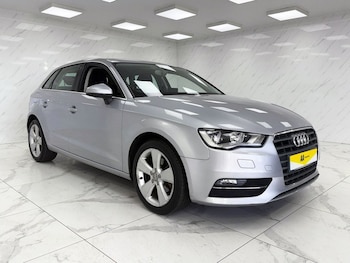 Used Audi A3 2015 for sale - 76245159: Photo