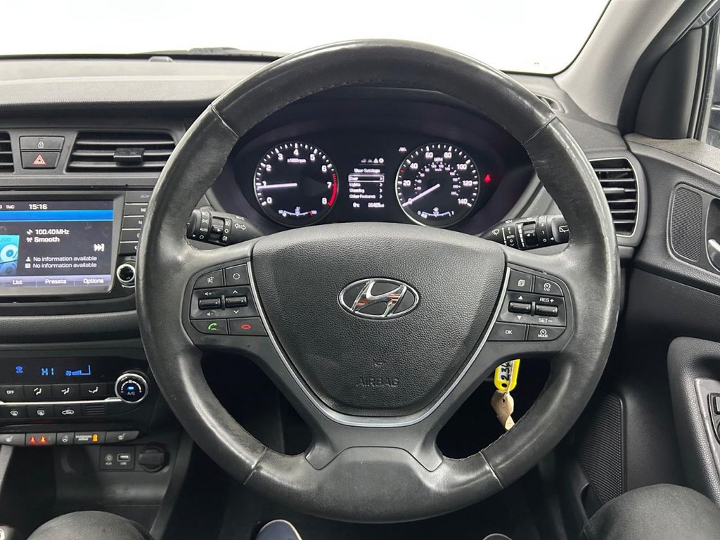 Used Hyundai i20 2016 for sale - 76768704: Photo 16