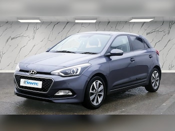 Used Hyundai i20 2016 for sale - 76768704: Photo