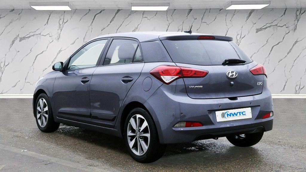 Used Hyundai i20 2016 for sale - 76768704: Photo 4