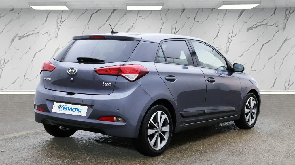 Used Hyundai i20 2016 for sale - 76768704: Photo 5