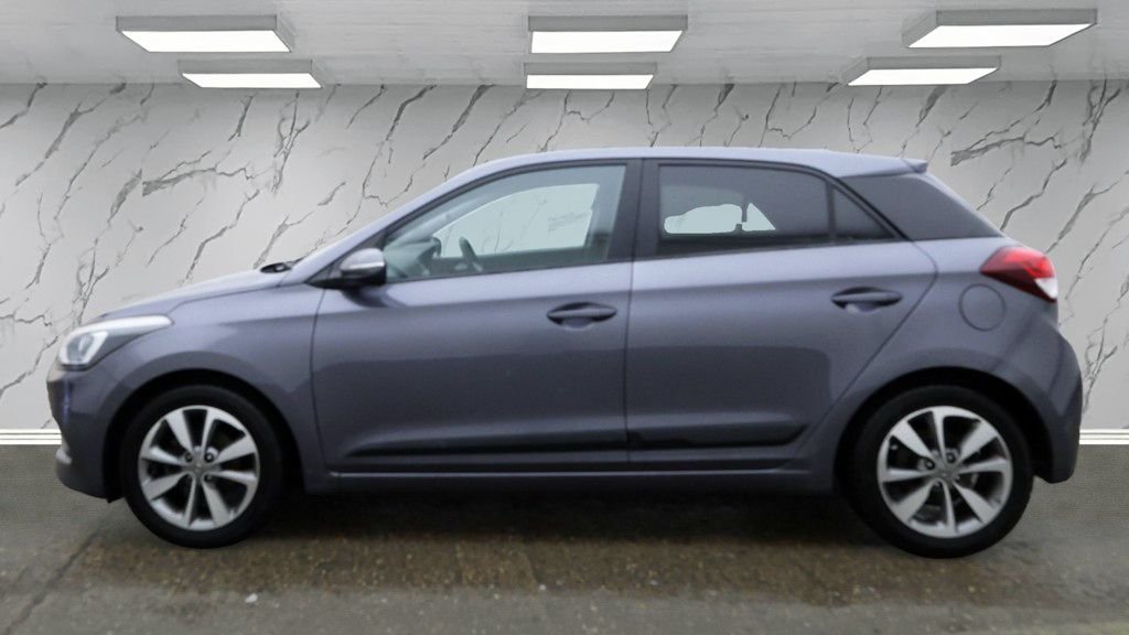 Used Hyundai i20 2016 for sale - 76768704: Photo 7