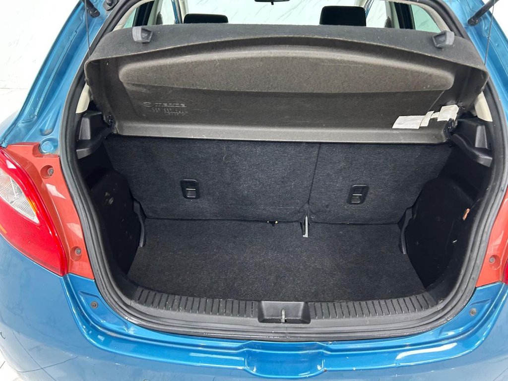 Used Mazda Mazda2 2014 for sale - 77407956: Photo 19